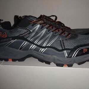 Fila Men's Gray and Orange Trail Shoes